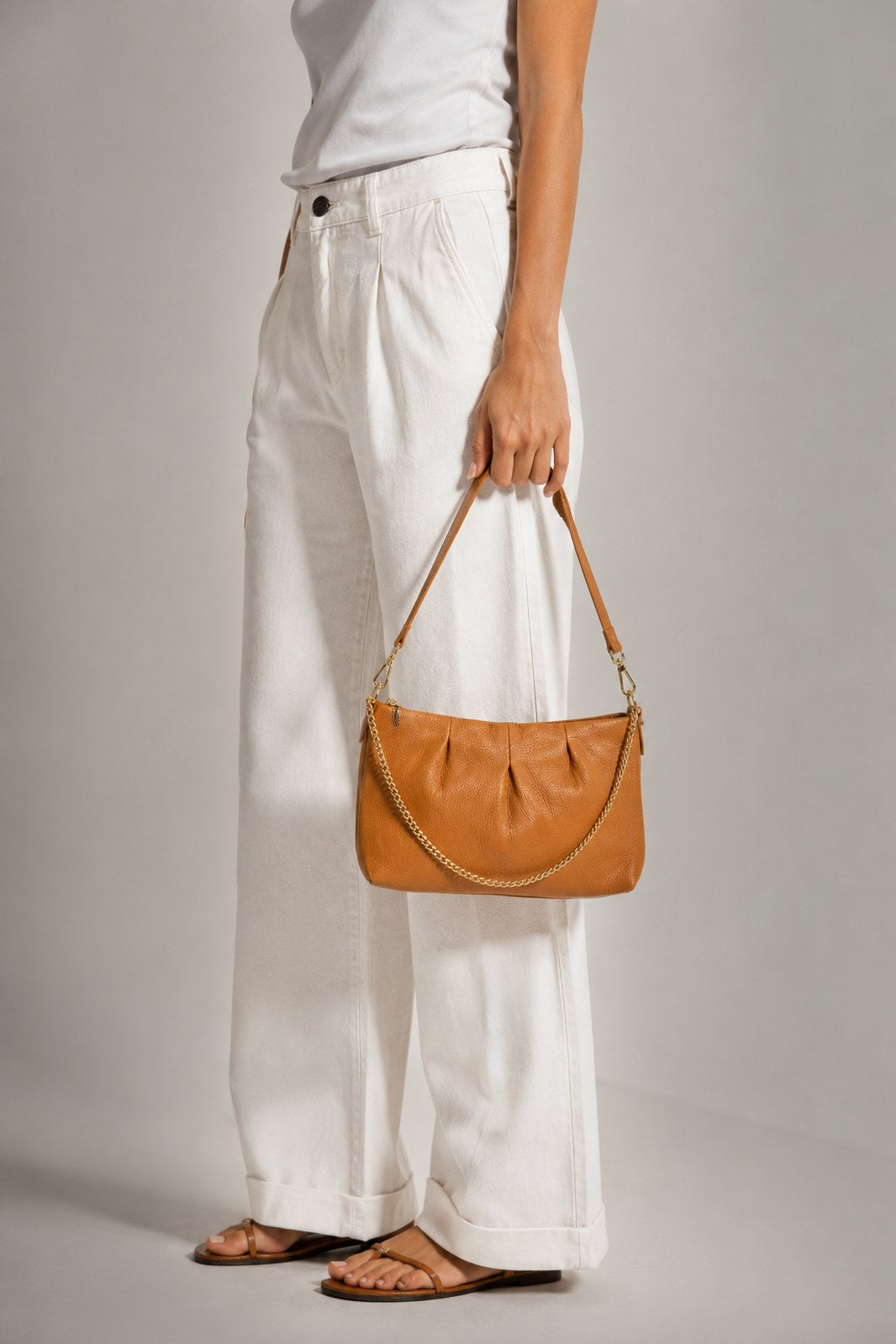 Clio Made in Italy Leather Crossbody Bag – Tan