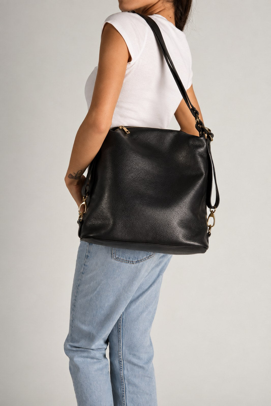 Serena Made in Italy Leather Backpack – Black