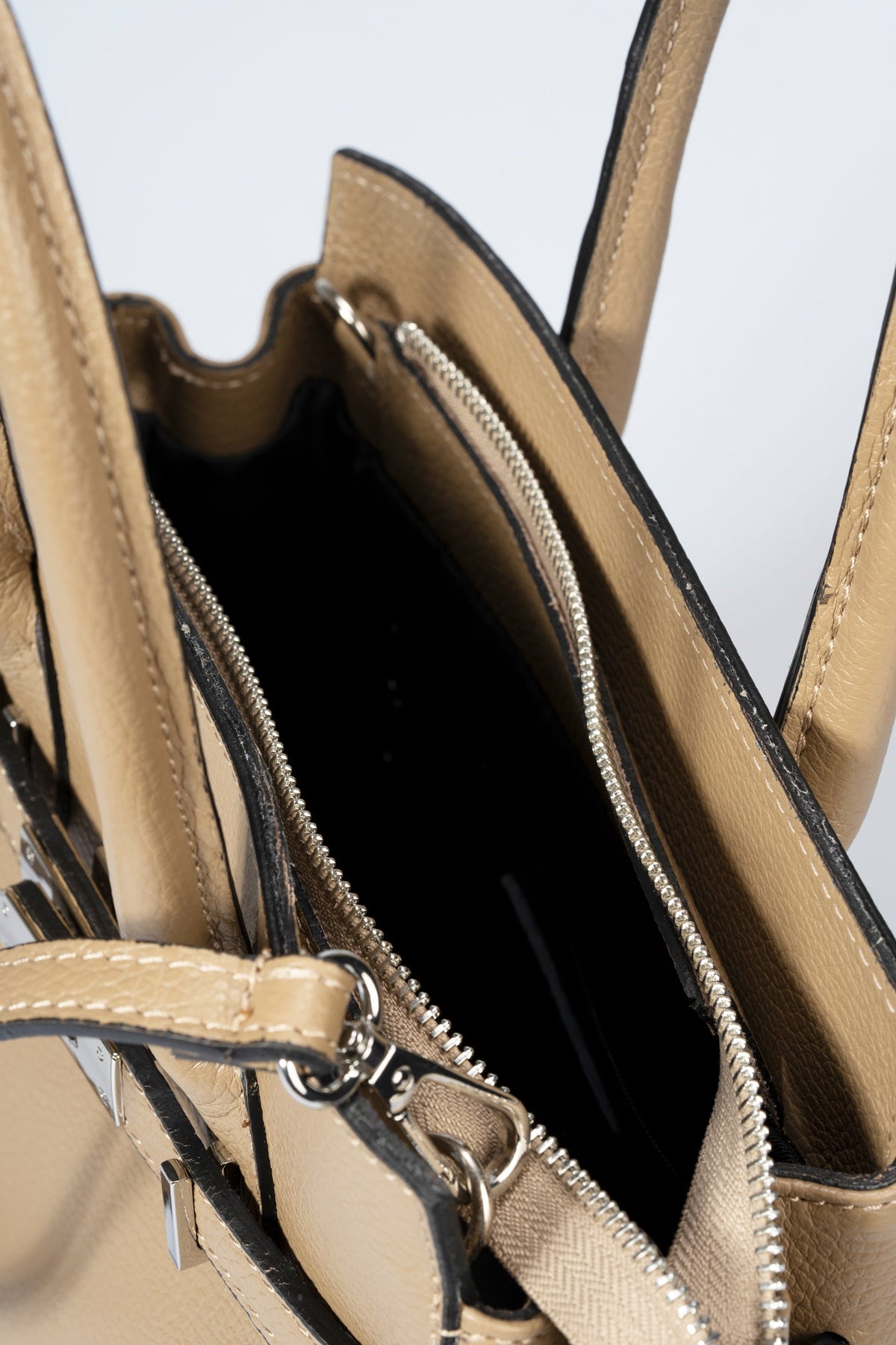 Gabriella Made in Italy Leather Top Handle Handbag – Taupe