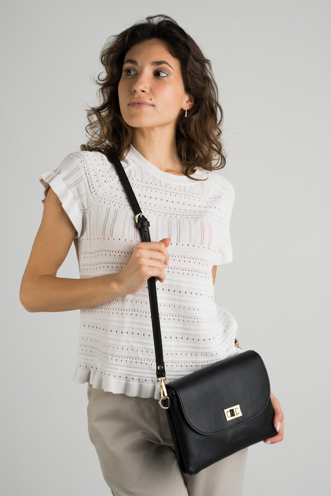 Ludovica Made in Italy Full Grain Leather Crossbody Bag – Black