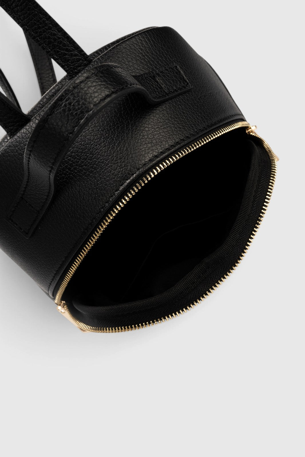 Rebecca Made in Italy Leather Backpack – Black