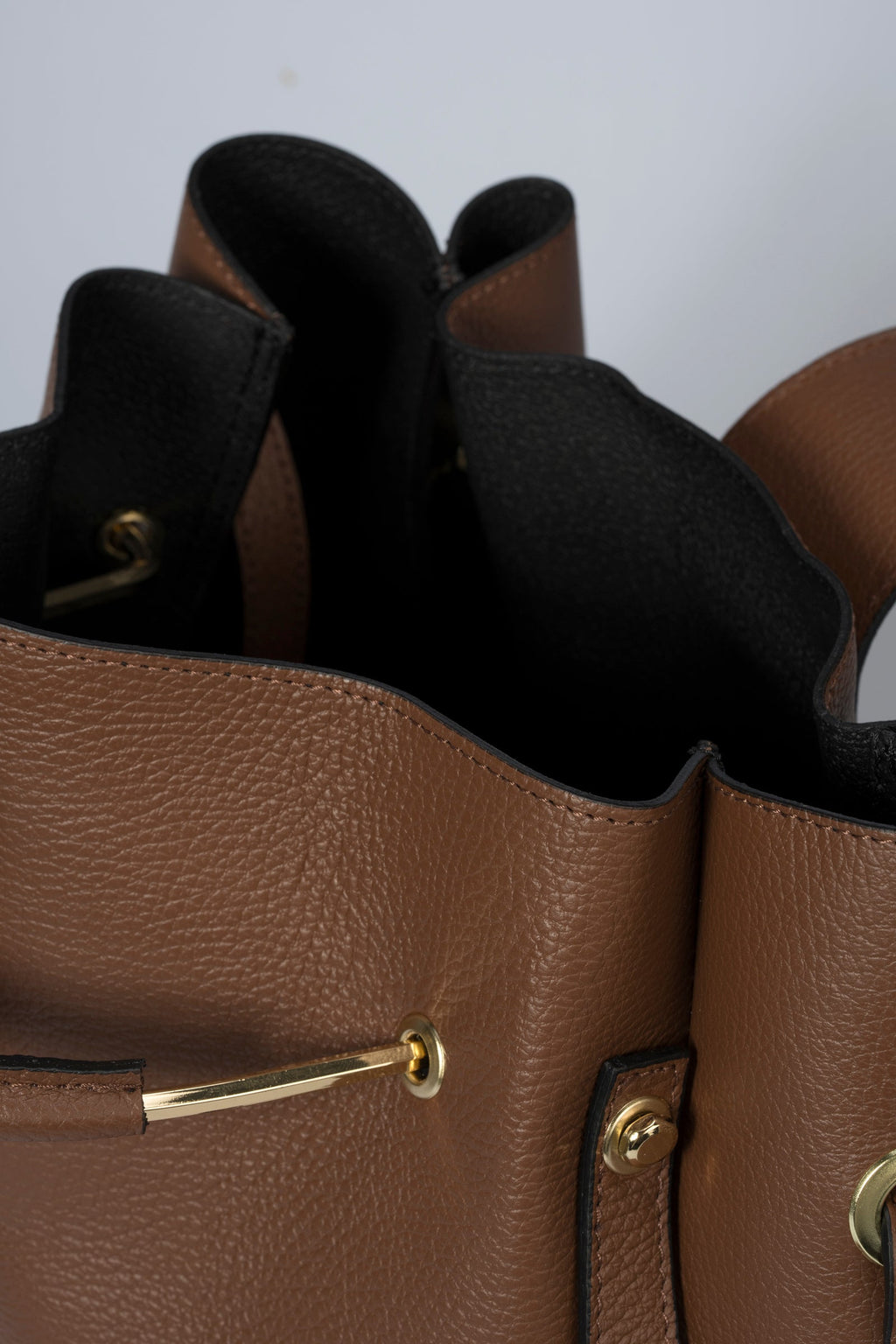 Diana Made in Italy Leather Top Handle Handbag – Brown