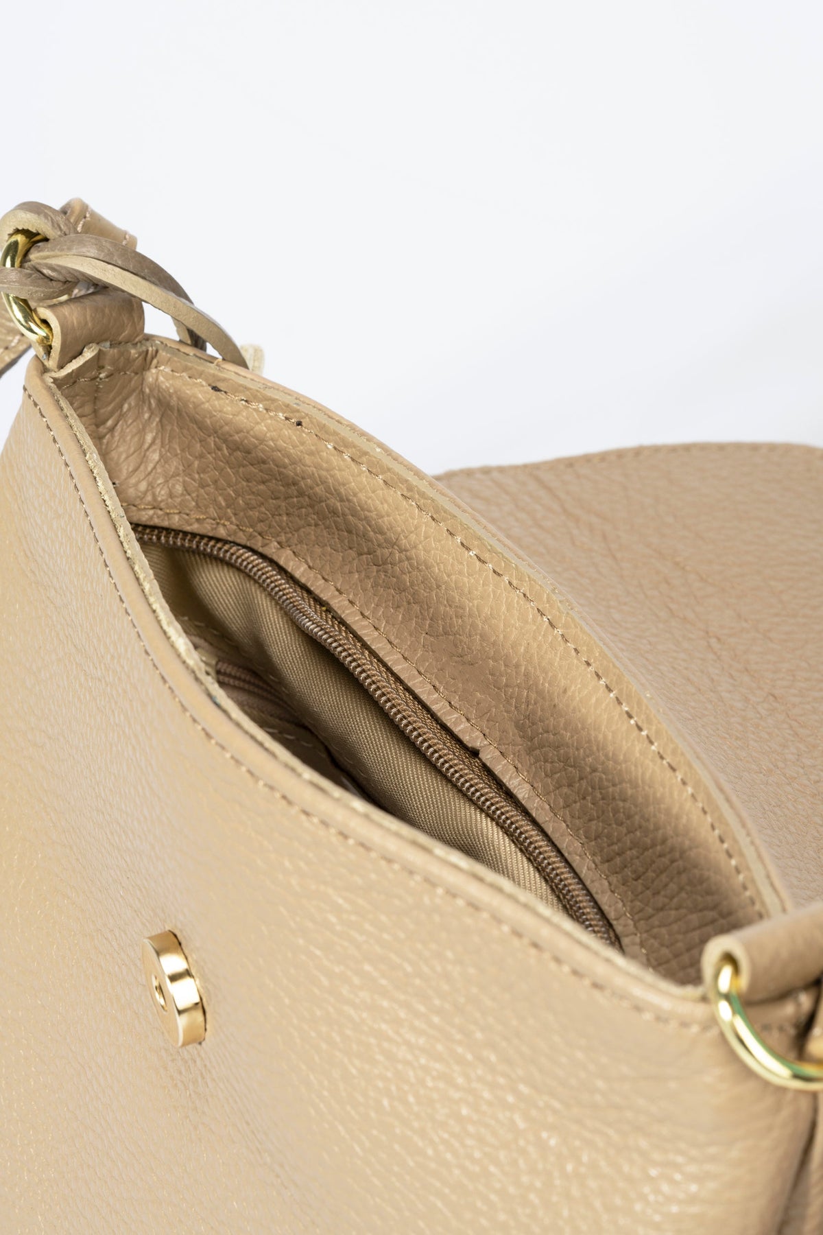 Stella Made in Italy Leather Crossbody Bag – Taupe