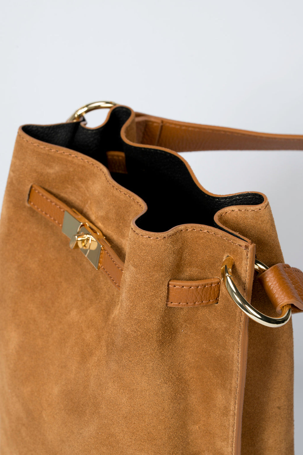 Rosalia Made in Italy Suede Leather Shoulder Bag – Cognac