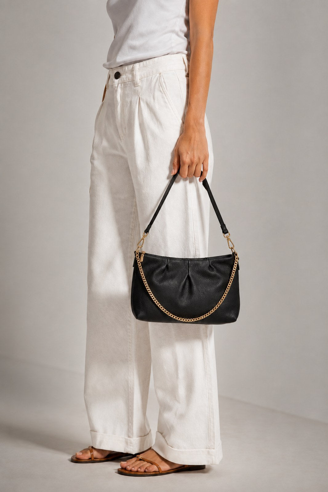 Clio Made in Italy Leather Crossbody Bag – Black