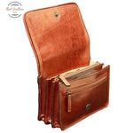 Leather pochette Brown Hand Bag
