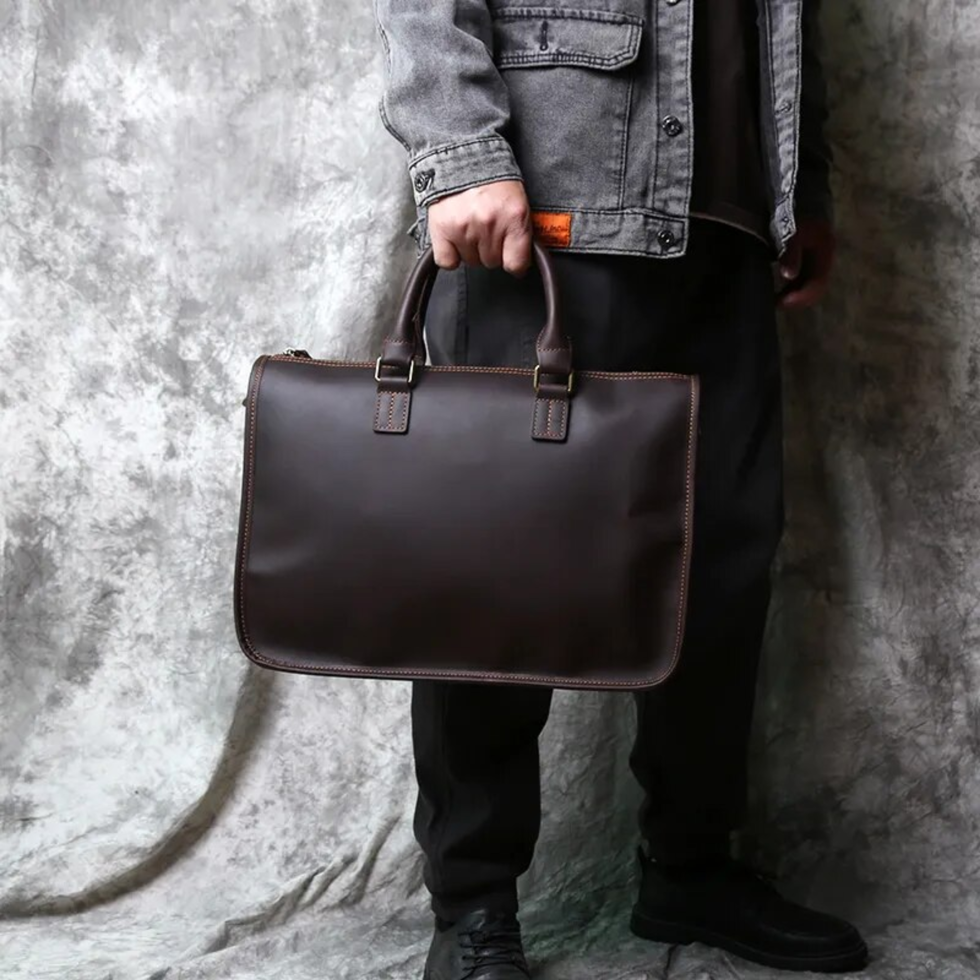 Genuine Leather Men's Handbag / Messenger Bag